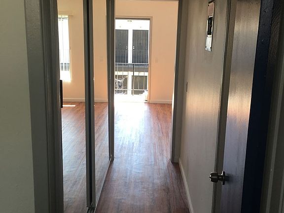 5th image of 125 S Avenue 53 APT 26