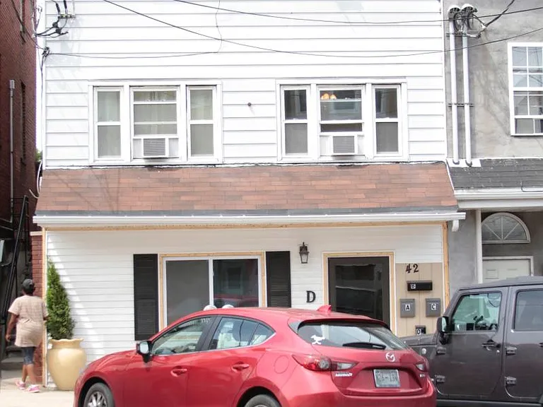42 N Lehigh Ave — Photo 18
