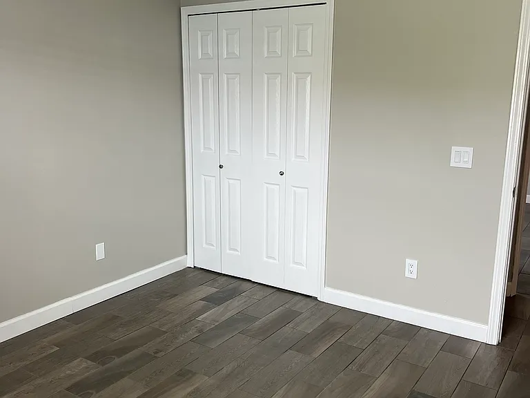 8315 Elizabeth Ave — Photo 11