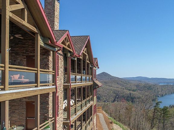 4th image of 227 Lake Vista Dr Unit 201