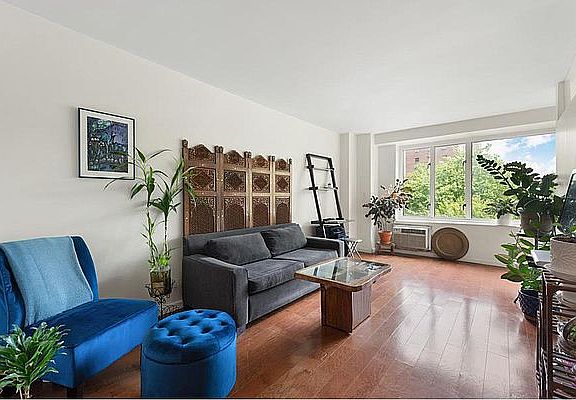 4th image of 392 Central Park W APT 4U