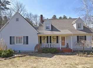 113 Brookfield Rd, Sturbridge, MA 01518