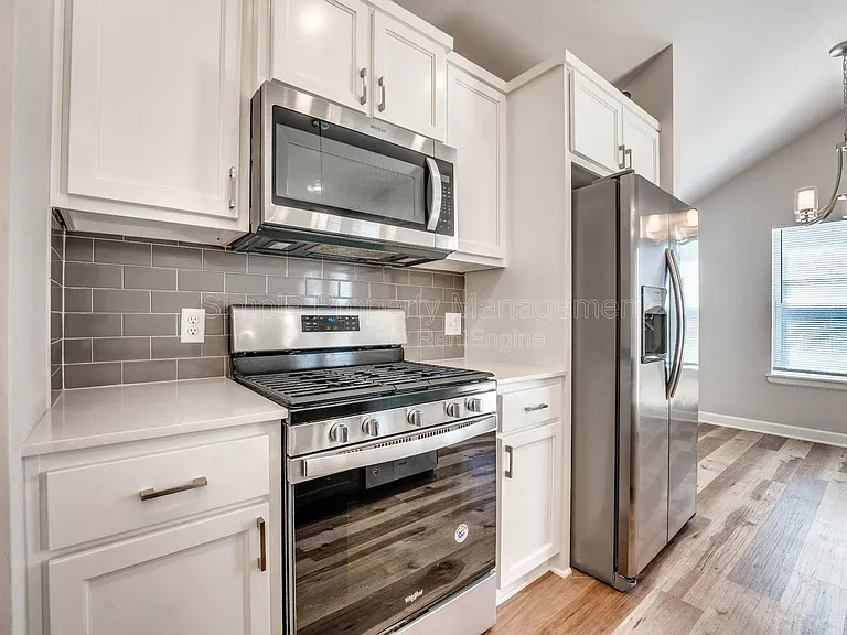 608 Blue Fish Ct — Photo 16