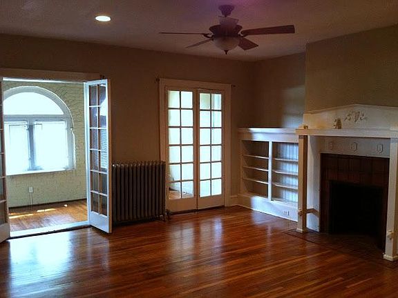 3rd image of 5233 Wissahickon Ave