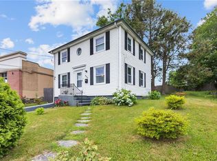 690 Killingly St, Johnston, RI 02919