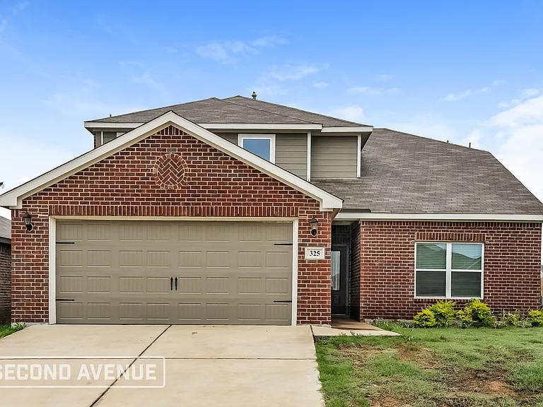 325 Condie Russell Ave — Photo 1