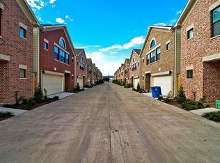 3725 Main Plaza Dr, Houston, TX 77025