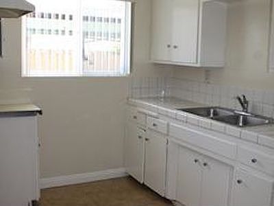 5th image of 4329 E 55th St APT B