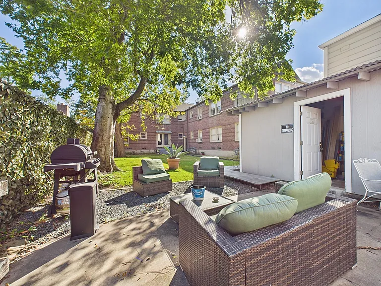 1920 Richmond Ave #4 — Photo 23
