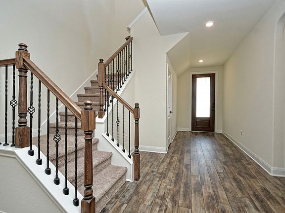 4th image of 1529 Constanta Dr