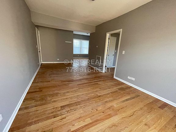 5th image of 1648 W Pratt Blvd APT 3k