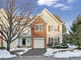 9 Alpine Rd, Holmdel, NJ 07733