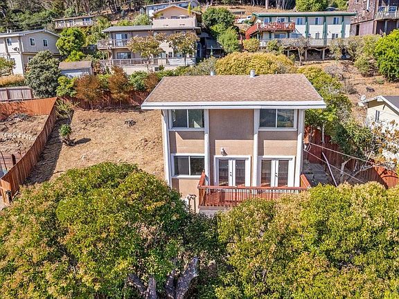 3rd image of 619 Drake Avenue