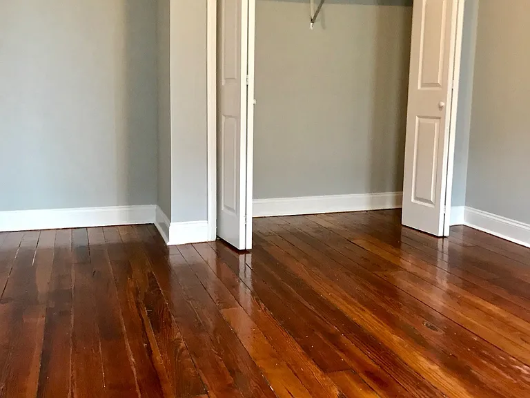 692 Rhinelander Ave #3B — Photo 6