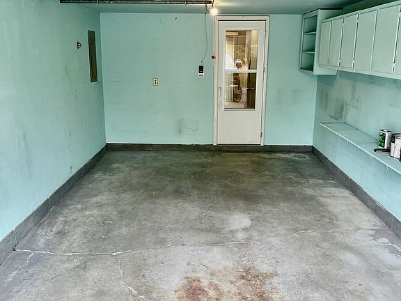 4th image of 3802 Cherry St APT H31