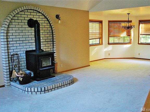 5th image of 21 SE Copper Mountain Ct