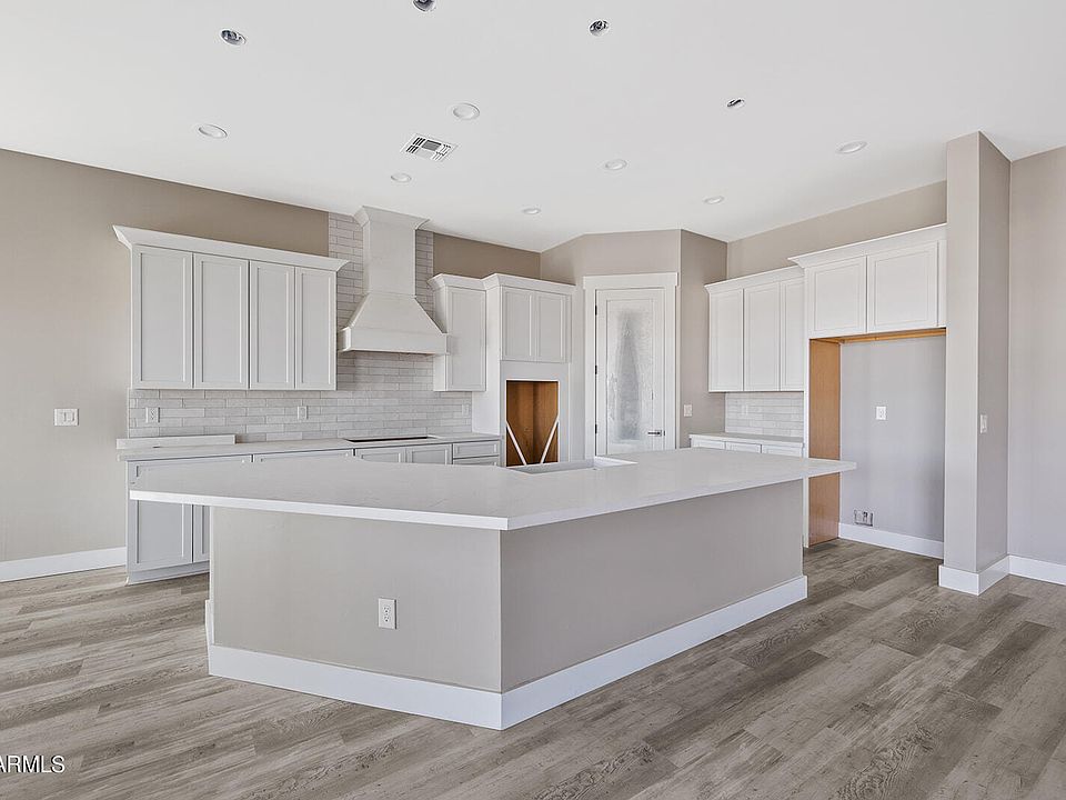 1st image of 3002 W Josiah Trail