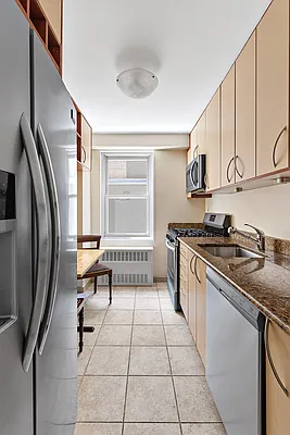 Sold by Compass | media 9