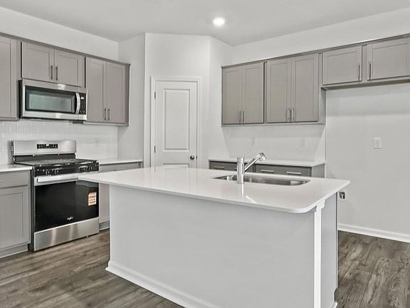 5th image of 1564 Amberview Ln