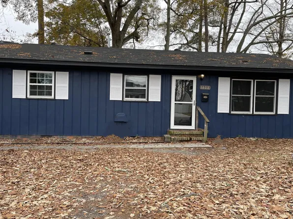 1408 Eisenhower St, Lumberton, NC 28358