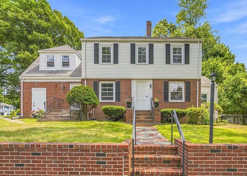 1st image of 49 Parkside Cir