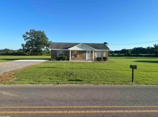 1016 E Sunset Dr, Atmore, AL 36502