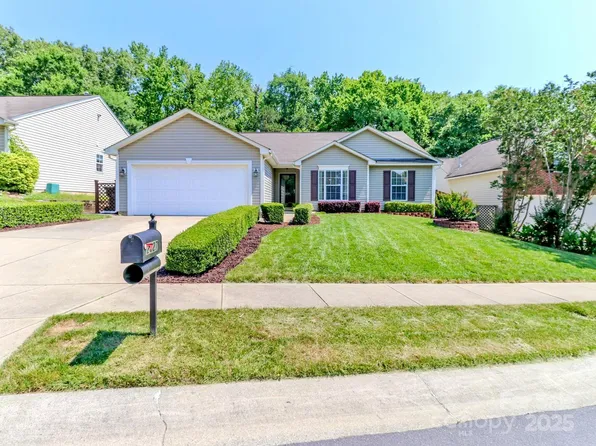2627 Bridgeville Ln, Charlotte, NC 28262