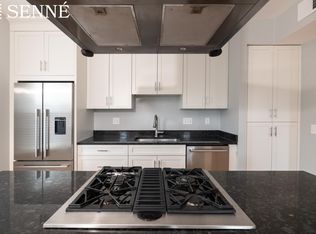 12 Rockingham St #1, Cambridge, MA 02139