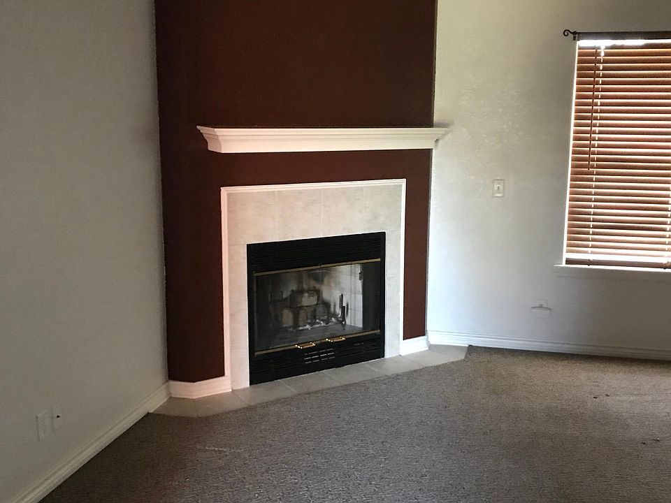 1st image of 105 Garrett St
