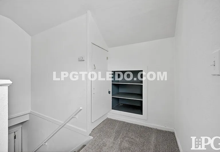4406 Asbury Dr — Photo 21
