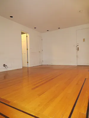 Rented by Waverly Realty Associates | media 35