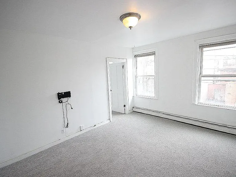 218 Park Ave #2 — Photo 6