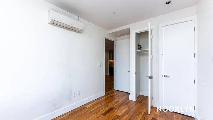Rented by Nooklyn NYC LLC | media 25
