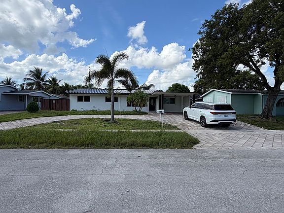 2nd image of 630 NE 23RD Court