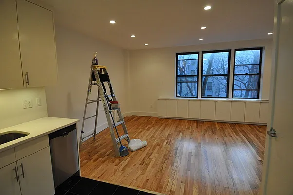 Rented by Village Living Realty | media 17