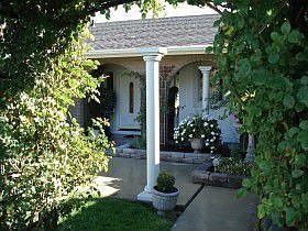1st image of 13 Lakeview Dr