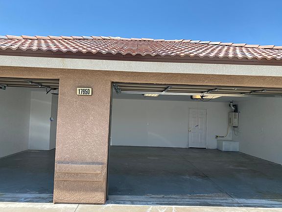 3rd image of 17950 Main St