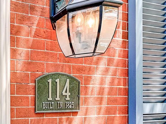 4th image of 114 E Montgomery St