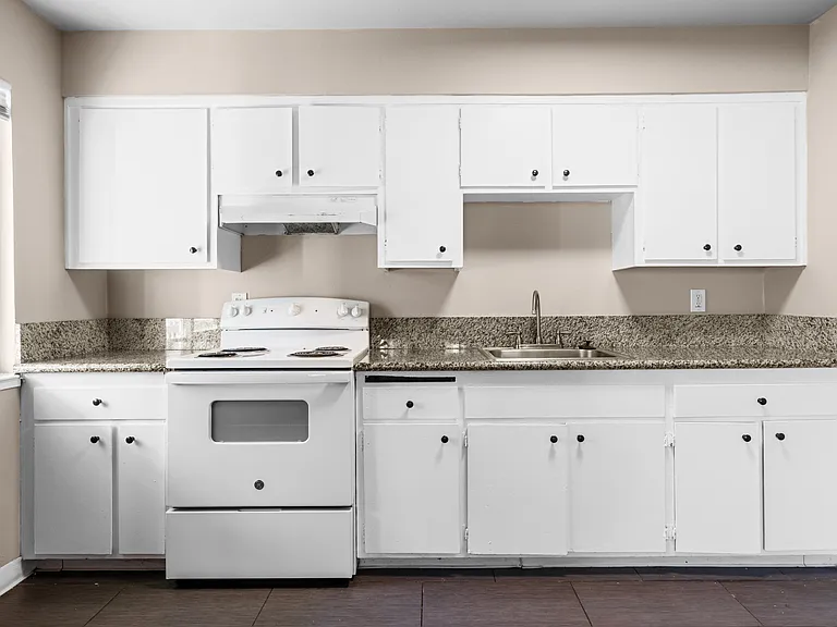 450 Jessie Ave #3 — Photo 4