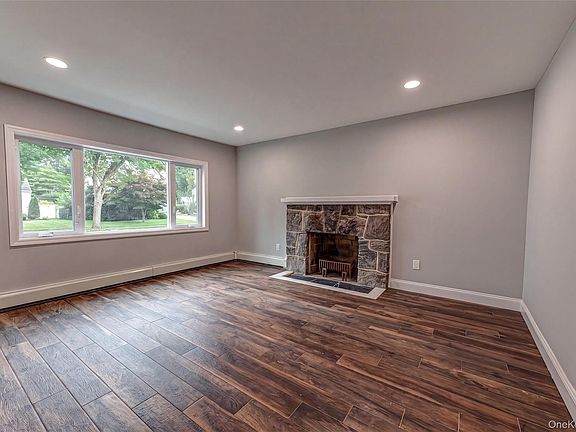 4th image of 11 Redwood Road