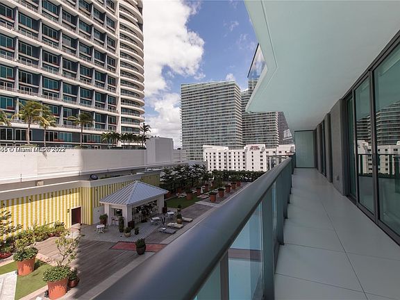 5th image of 1300 S Miami Ave #1106