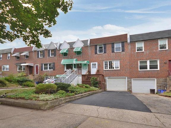 2nd image of 151 E Hartwell Ln