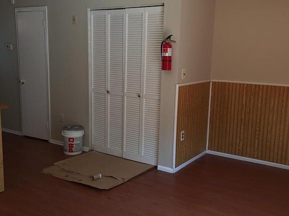 4th image of 1329 Paris Ct