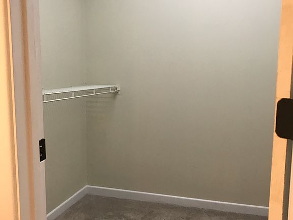 5th image of 402 Winter Haven Dr #Townhouse