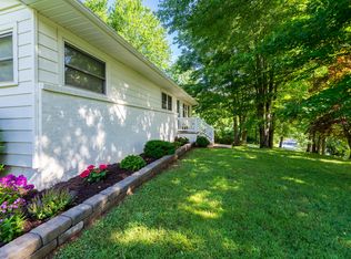 558 Riceville Rd, Asheville, NC 28805