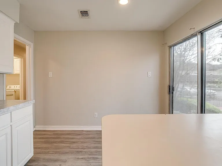 5947 Chimney Wood Cir — Photo 19