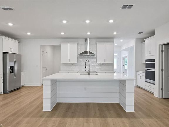 2nd image of 17027 COTTONTAIL CIR