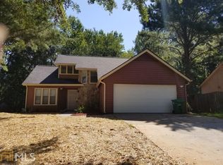 1041 Chapman Ln, Stone Mountain, GA