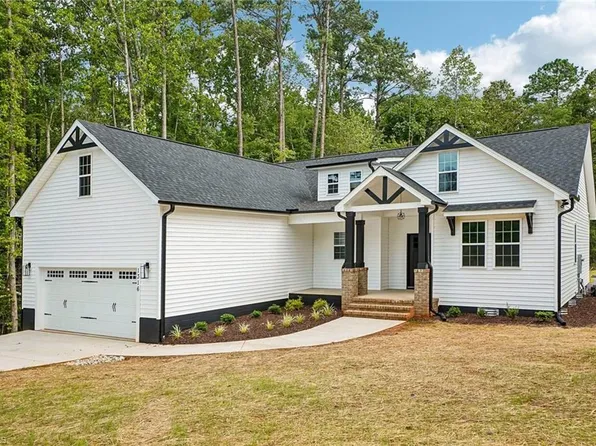 1316 Sagamore Dr, Louisburg, NC 27549