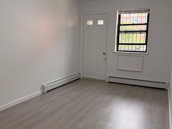 2nd image of 10831 37th Ave APT 2